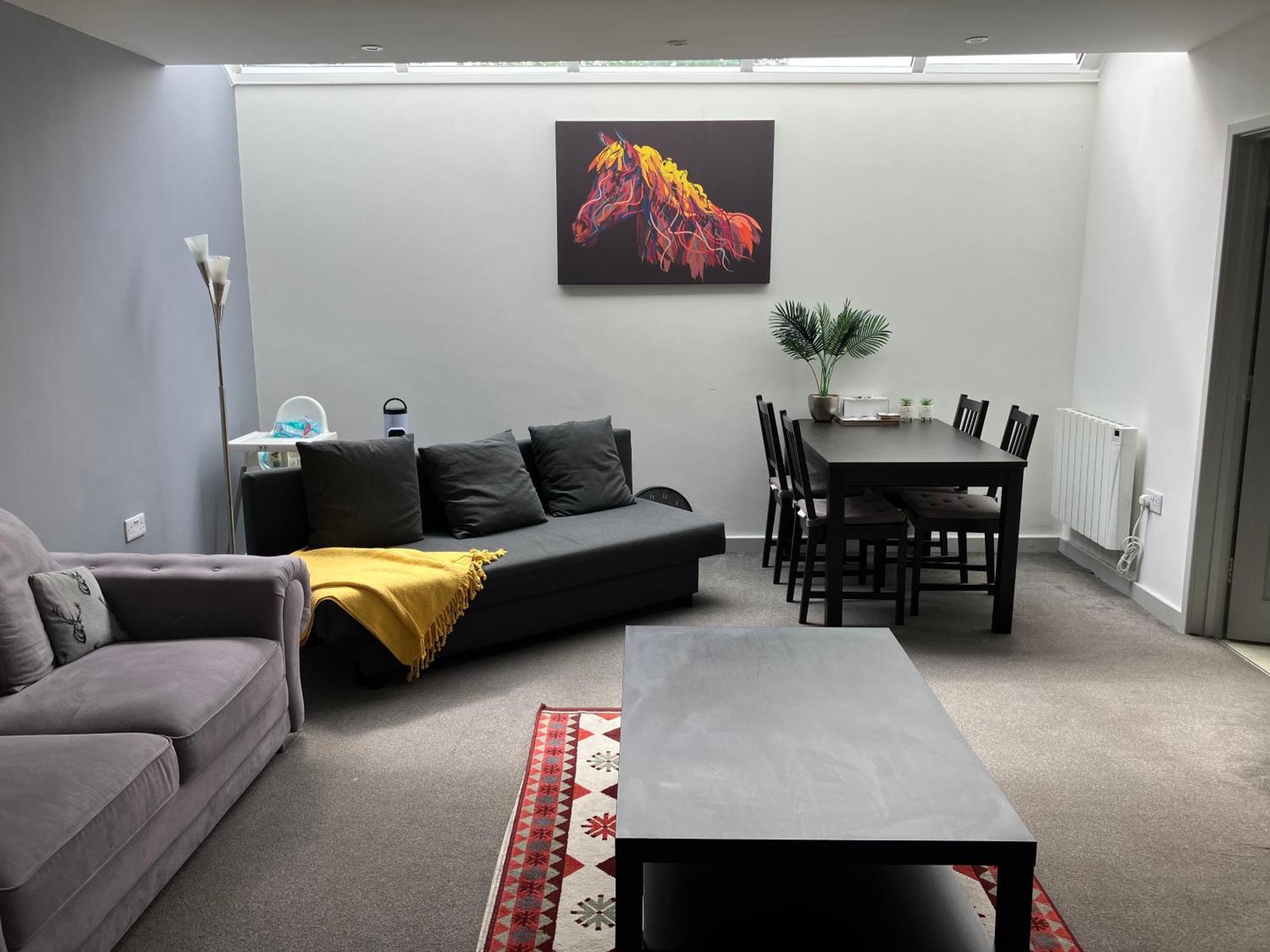 Lancing Apartments - Spacious 2 Bed - Sleeps 6 - Burnham Village Slough Buitenkant foto